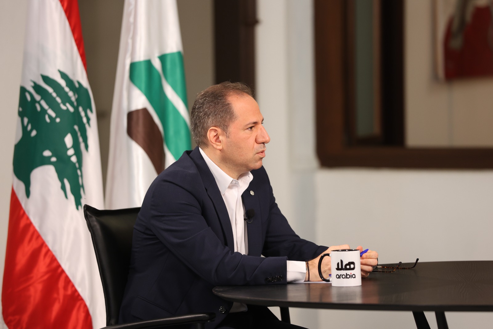 رئيس الكتائب النائب سامي الجميّل تلقّى اتصالاً من الرئيس السوري أحمد الشرع استمرّ لأكثر من ساعة